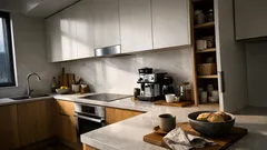 Kjøkkentrender 2026: slik får du et varmere kjøkken med tre, stein og smarte soner